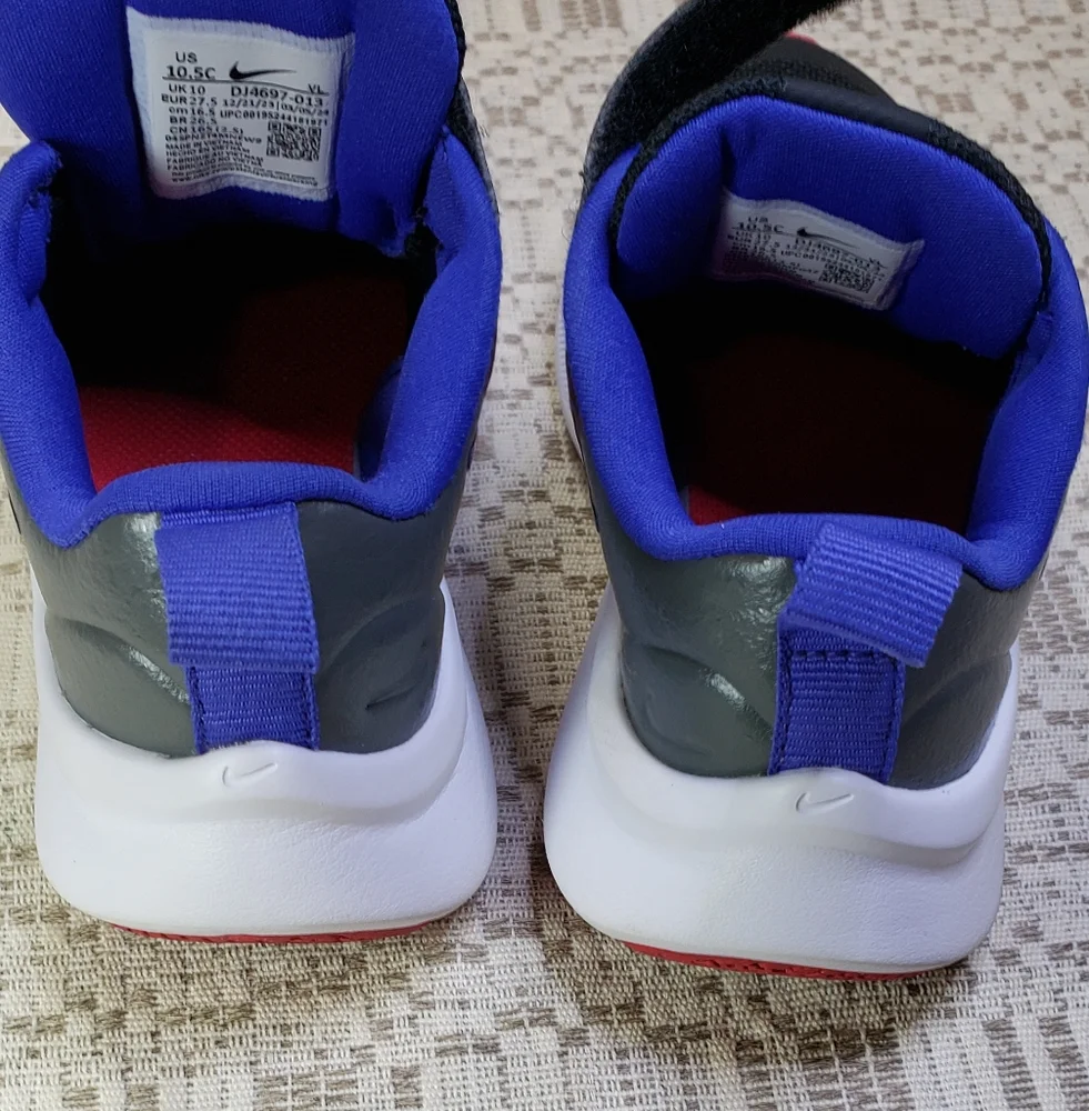 Nike Girl’s Sneakers Size 10.5C